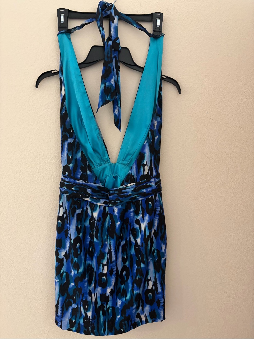 Bebe Label. - Picture 2 of 6